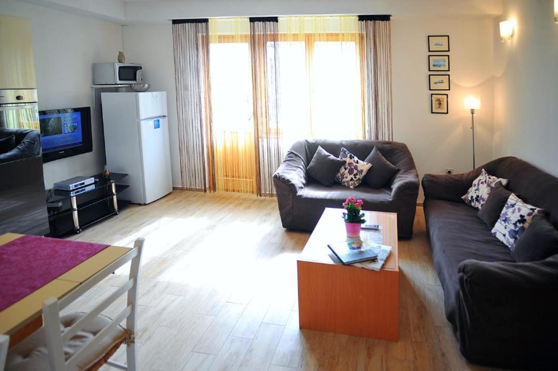 Apartmani Anita Medulin Exterior foto